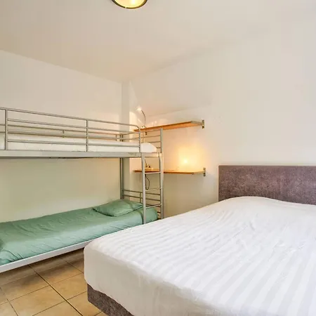 Maison De Pour 6 Personnes A 600m De La Avec Terrasse Et Jardin, Ideale En Famille - Fr-1-788-13 Ferienhaus Merville-Franceville-Plage