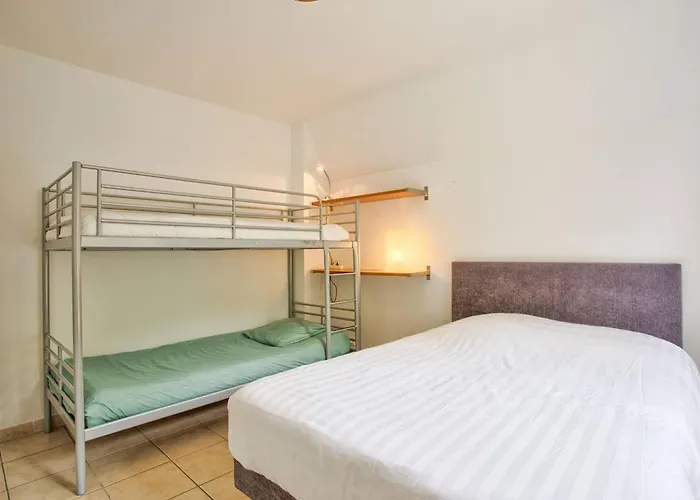 Maison De Pour 6 Personnes A 600m De La Avec Terrasse Et Jardin, Ideale En Famille - Fr-1-788-13 度假居 玛维尔弗朗斯维尔