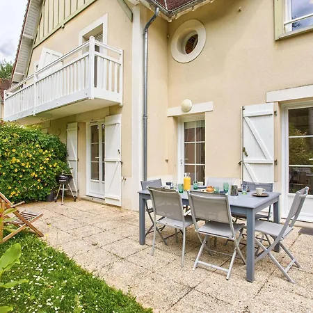 Maison De Pour 6 Personnes A 600m De La Avec Terrasse Et Jardin, Ideale En Famille - Fr-1-788-13 * Merville-Franceville-Plage