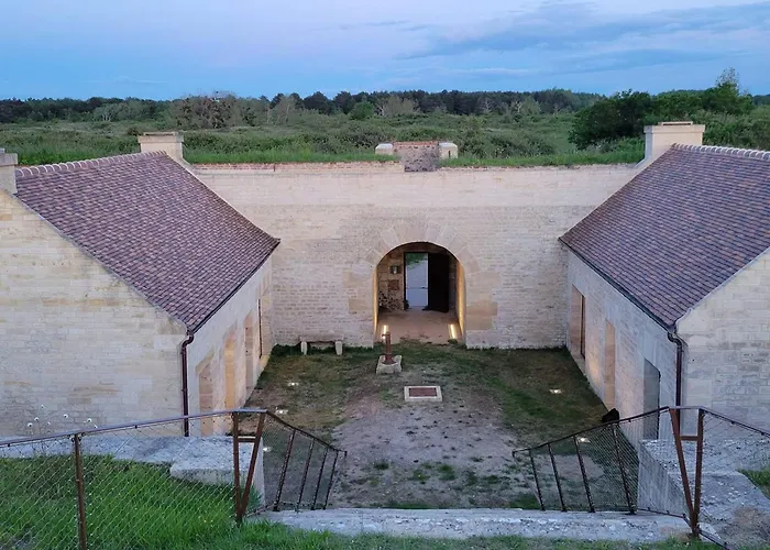 Nyaraló Maison De Pour 6 Personnes A 600m De La Avec Terrasse Et Jardin, Ideale En Famille - Fr-1-788-13